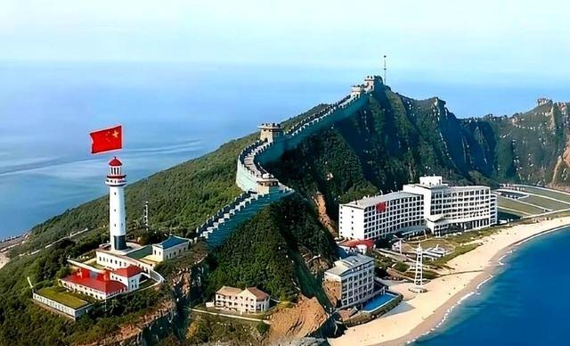 钓鱼岛上的灯塔，为什么中日闹得再凶我们也不拆？不是不敢，是不能！一旦拆了那座塔，