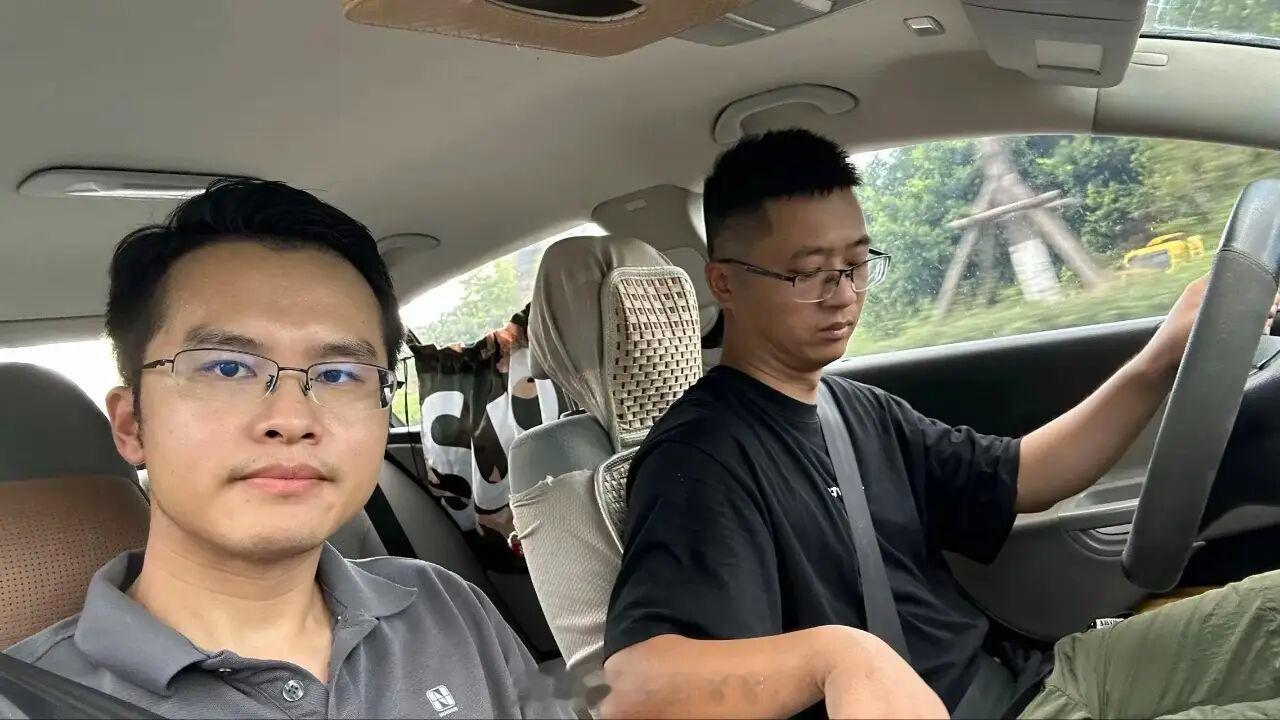 买二手车，永远不要想着“捡漏”，​阿站长大老远跑了200公里去看台调表车。19年