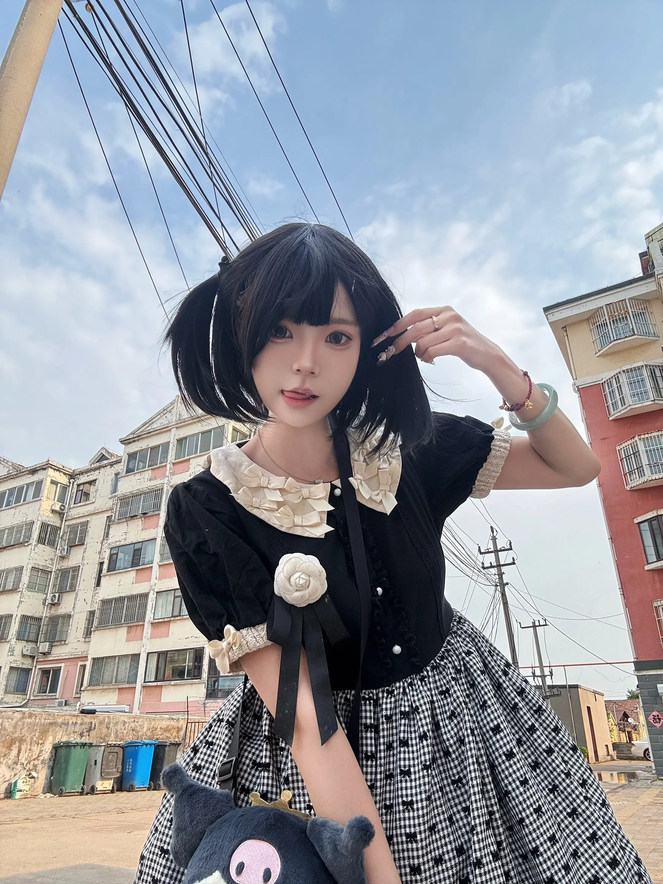 喂 我那么努力地装可爱 你到底有没有注意到我