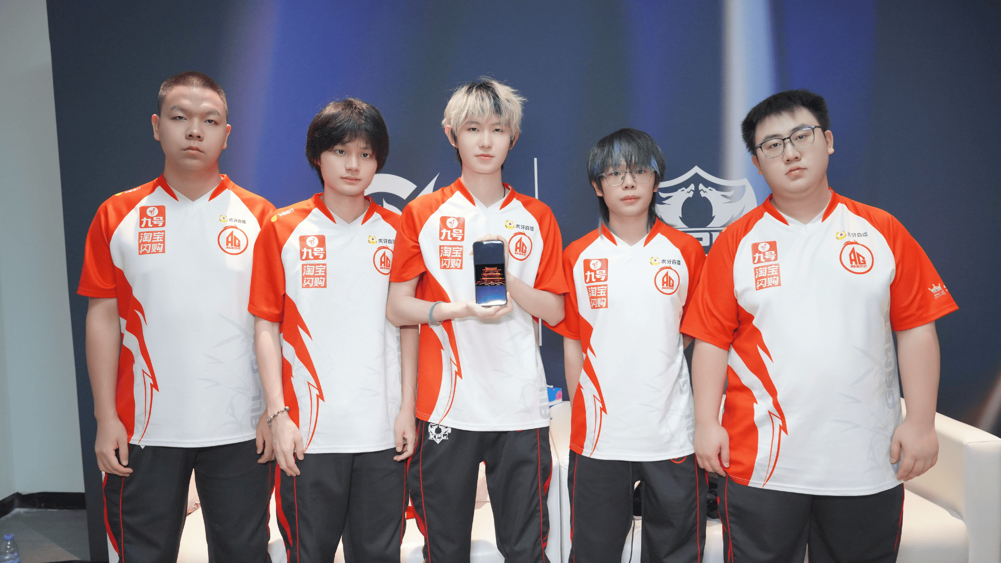 八冠七亚! AG超越eStarPro成为KPL荣誉第二战队