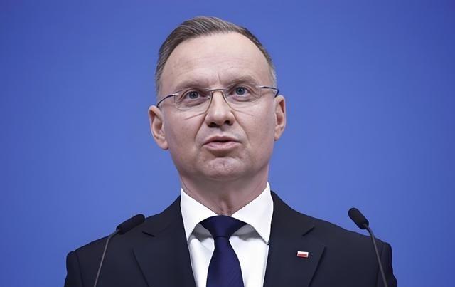 波兰要是真的跟俄罗斯打起来，结果绝对与现如今的俄乌冲突不同。要知道，乌克兰可是一