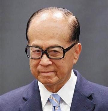李嘉诚反对无效！向美国捐1亿，又给大陆捐500亿的香港富豪胡应湘，提出港珠澳大桥