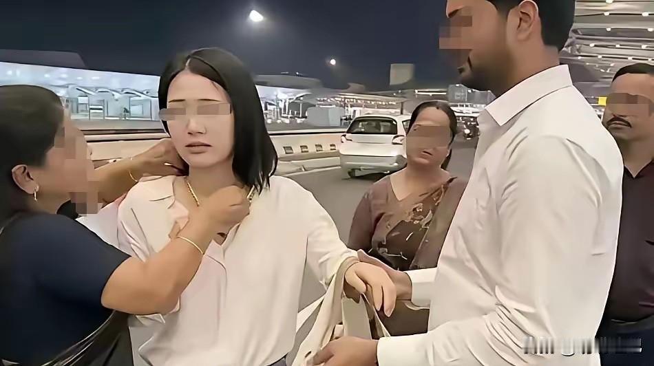 江苏一姑娘这波操作，真够魔幻的。千挑万选带回个外籍男友，本以为是跨越文化的浪漫。
