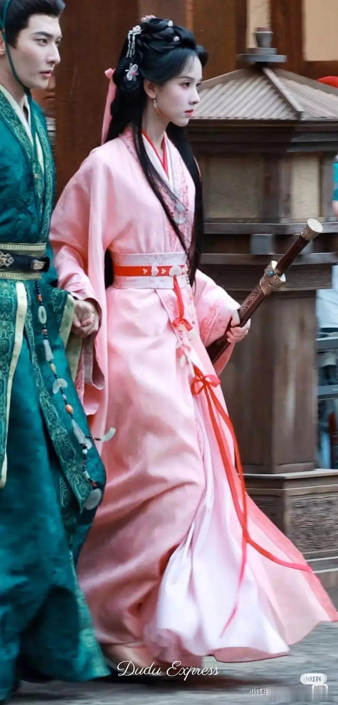 陈都灵这对cp大家觉得咋样赶得上和曾舜晞的嘛？