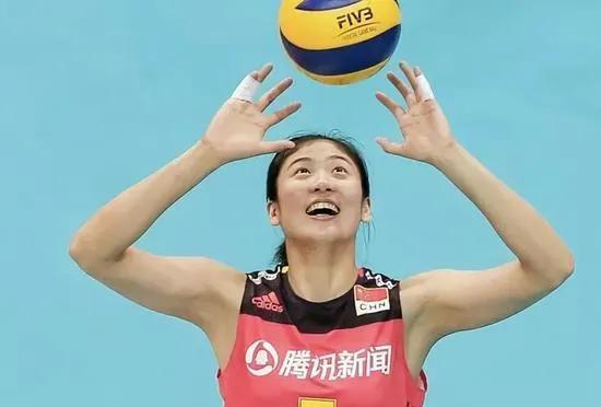 高意不会随队出征去美国关于中国女排出征美国的名单，网上有各种版本，焦