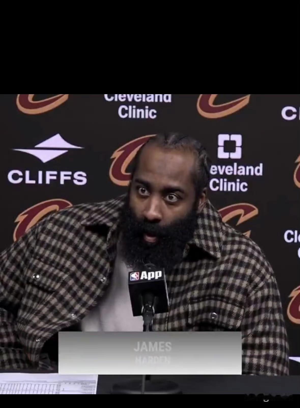 哈登我来骑士就为了赢球！哈登赛后采访：“就像今晚，我只出手了4次，但我们赢了