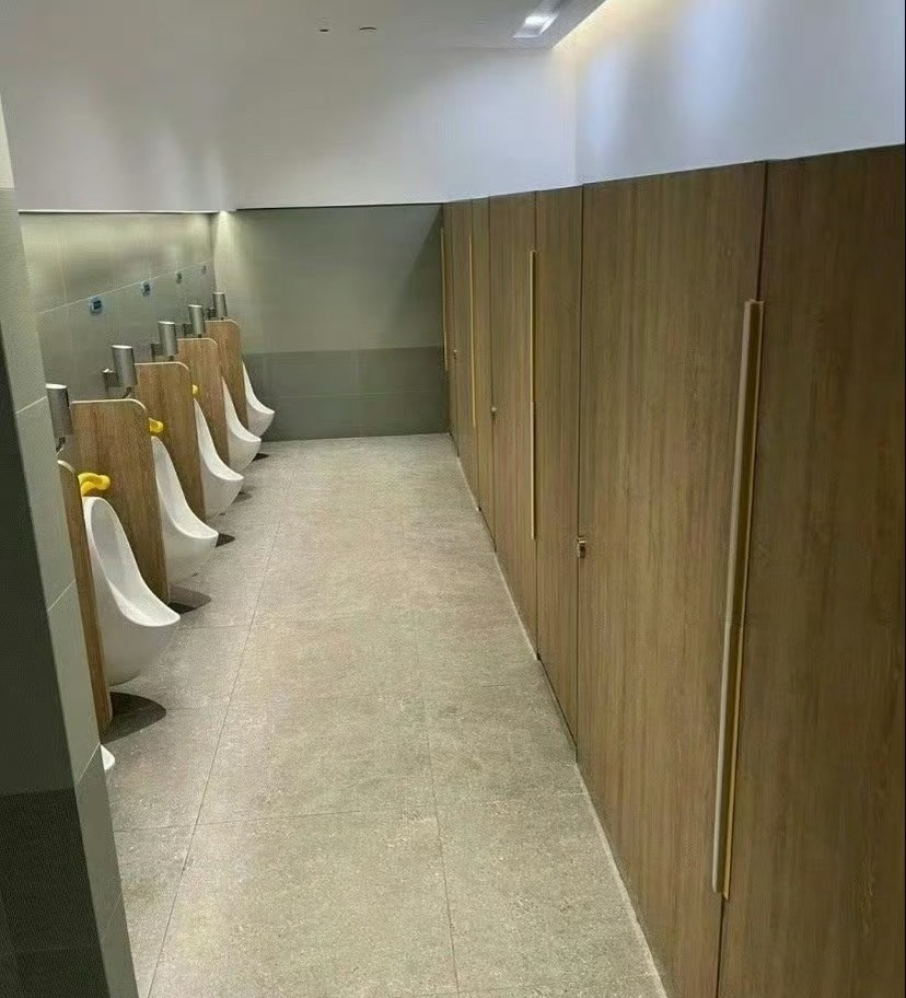 带男宝上厕所被鄙视咋办？