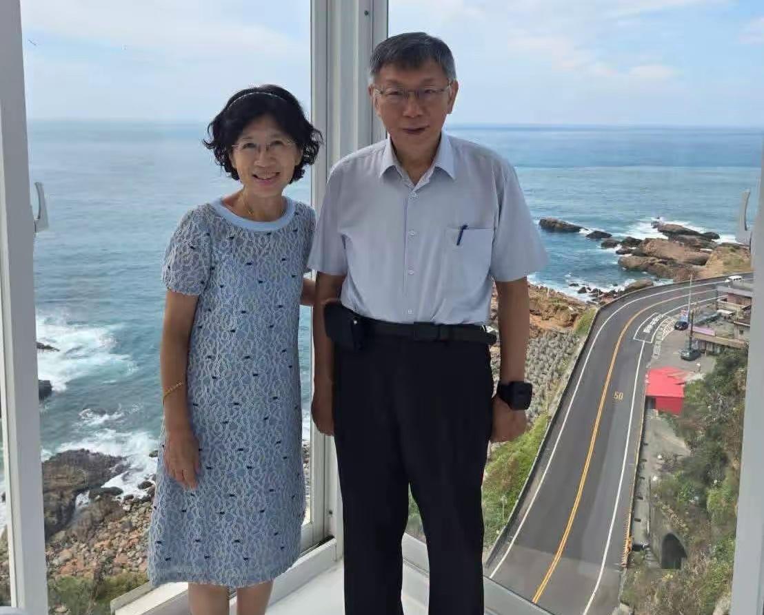 没想到啊，连民众党创党主席柯文哲的妻子陈佩琪也对被大陆列为“台独顽固分子”的沈伯