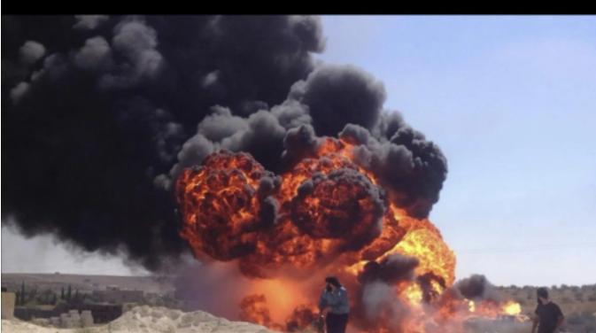 刚传和解曙光，伊朗深夜突遭两记重击！16日谈判悬了就在全网都在为美伊即将在