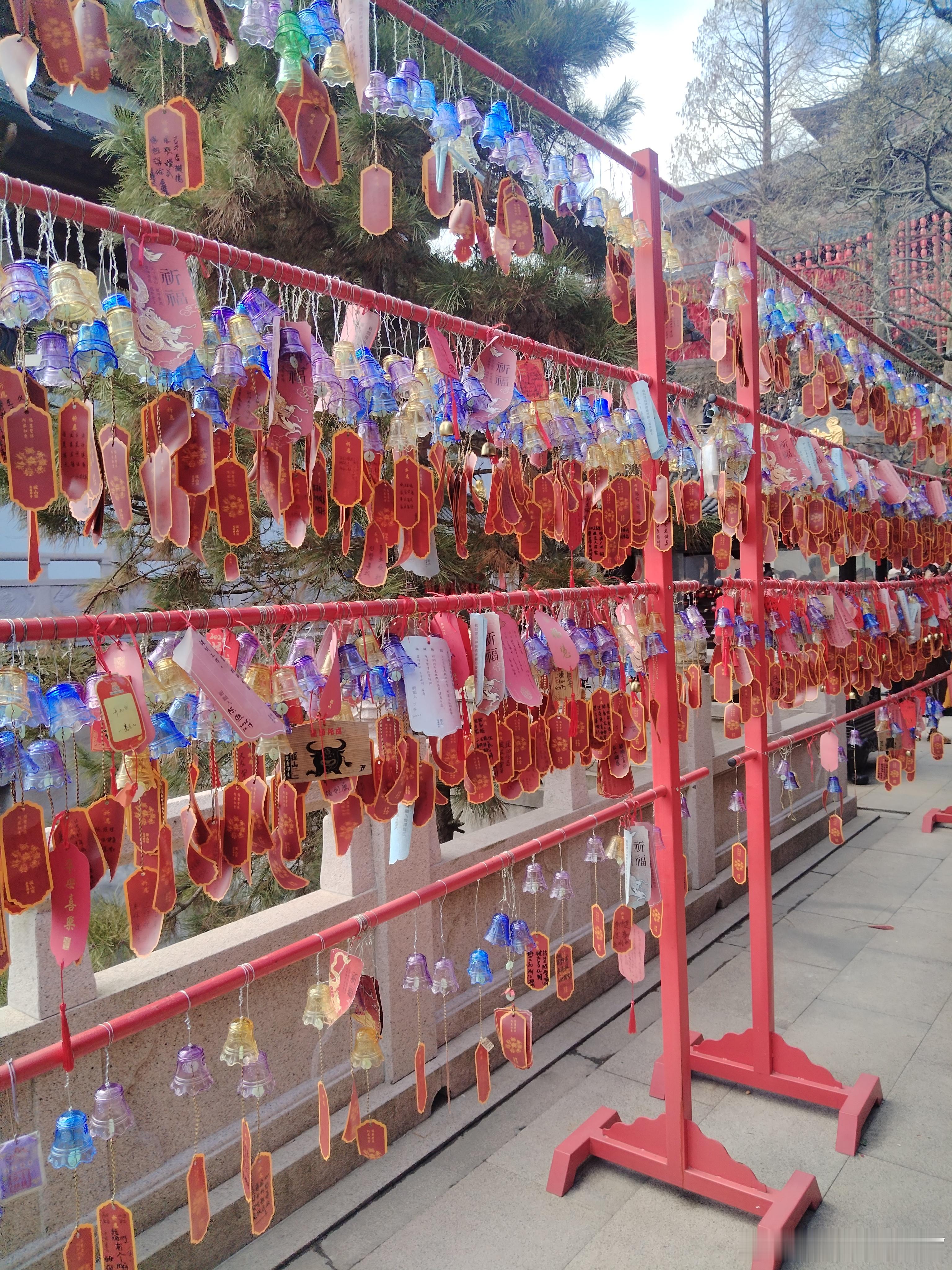 液冷细分核心公司：1、上游核心材料与部件巨化股份：氟化液国产龙头，深度切入曙光、