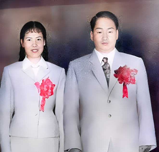 1962年的一天，毛岸青与邵华夫妻两人大吵了一架，邵华与毛岸青都向毛泽东控诉对方