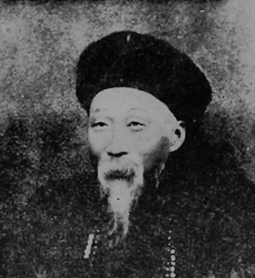 曾国荃与“扒烂船”“扒烂船”是湖南湘乡一带的方言，曾国荃常用来自嘲。