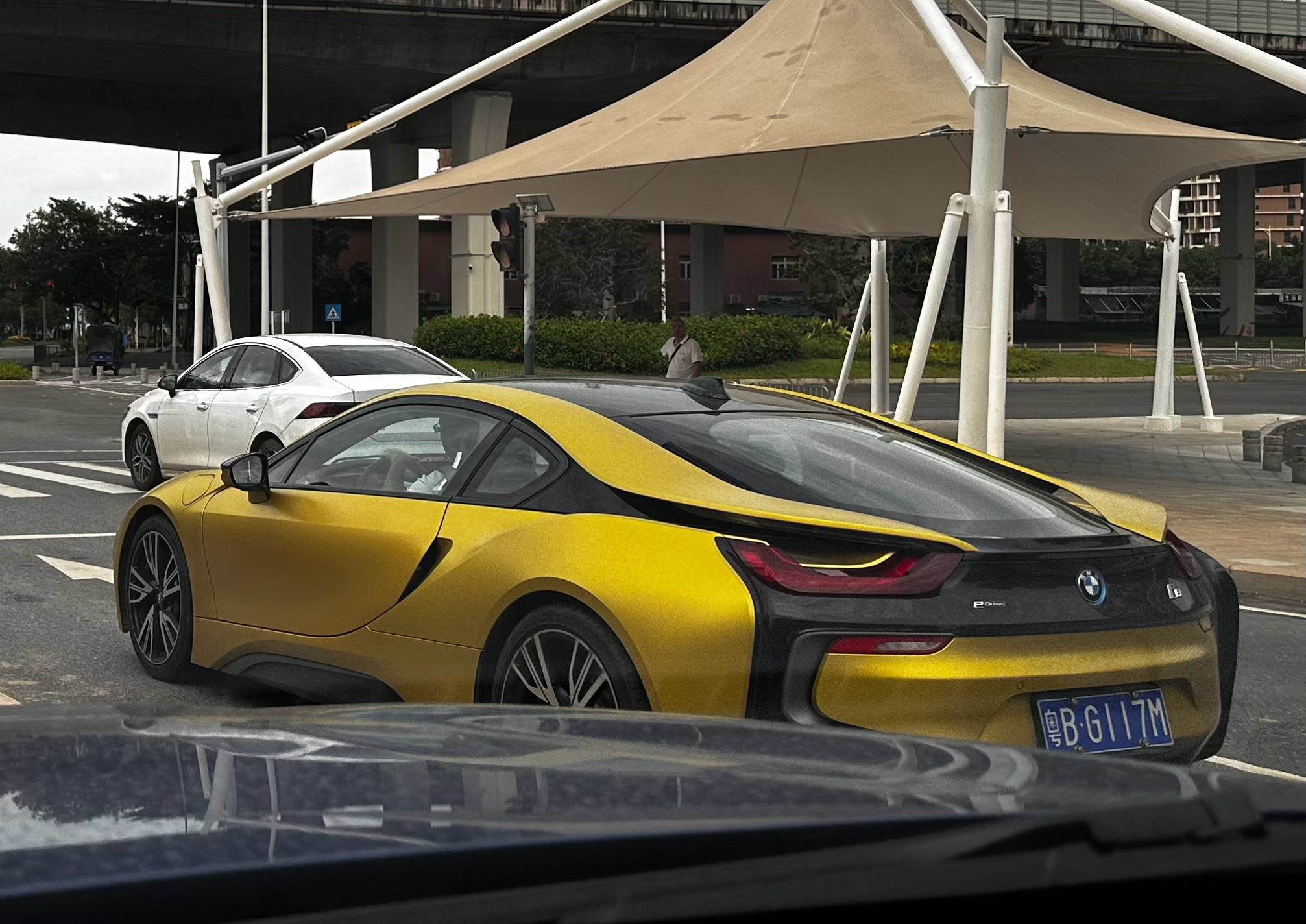宝马i8—曾经多少人的梦中情车…​​​