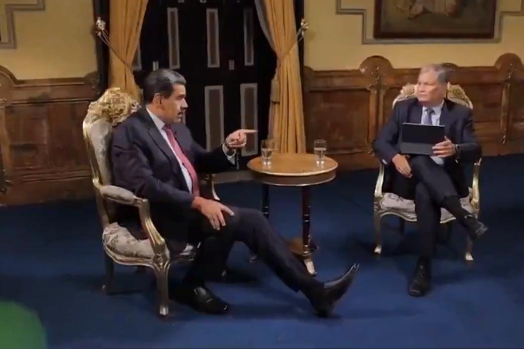 美国迟迟不肯放过委内瑞拉！委内瑞拉总统马杜罗表示，美国在加勒比地区加强军事力量