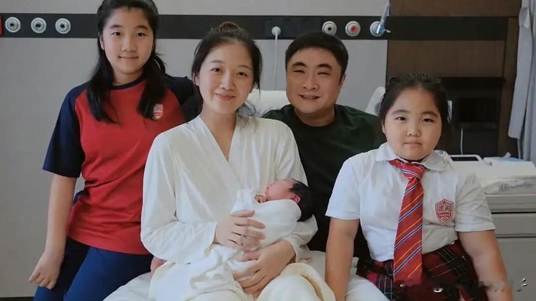 乔杉好有福气，三胎得子，这下儿女双全了……！9月23日，演员乔杉官宣三胎得子喜