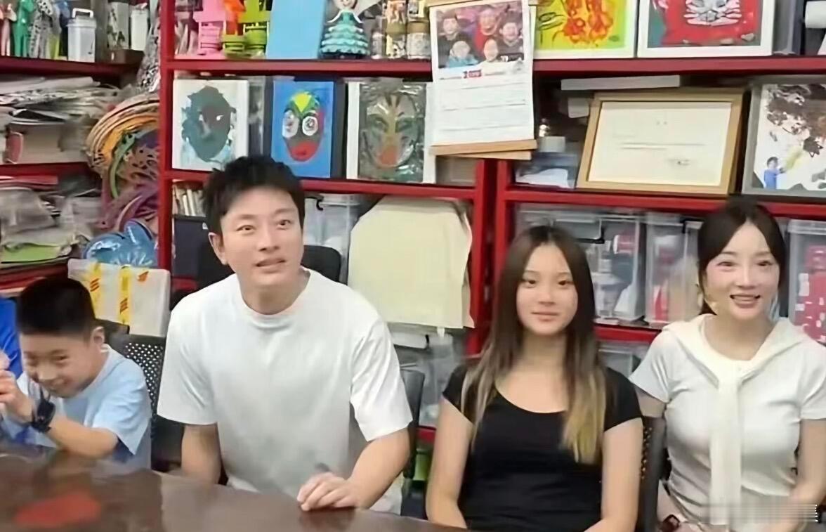 世纪会晤李小璐贾乃亮​​​
