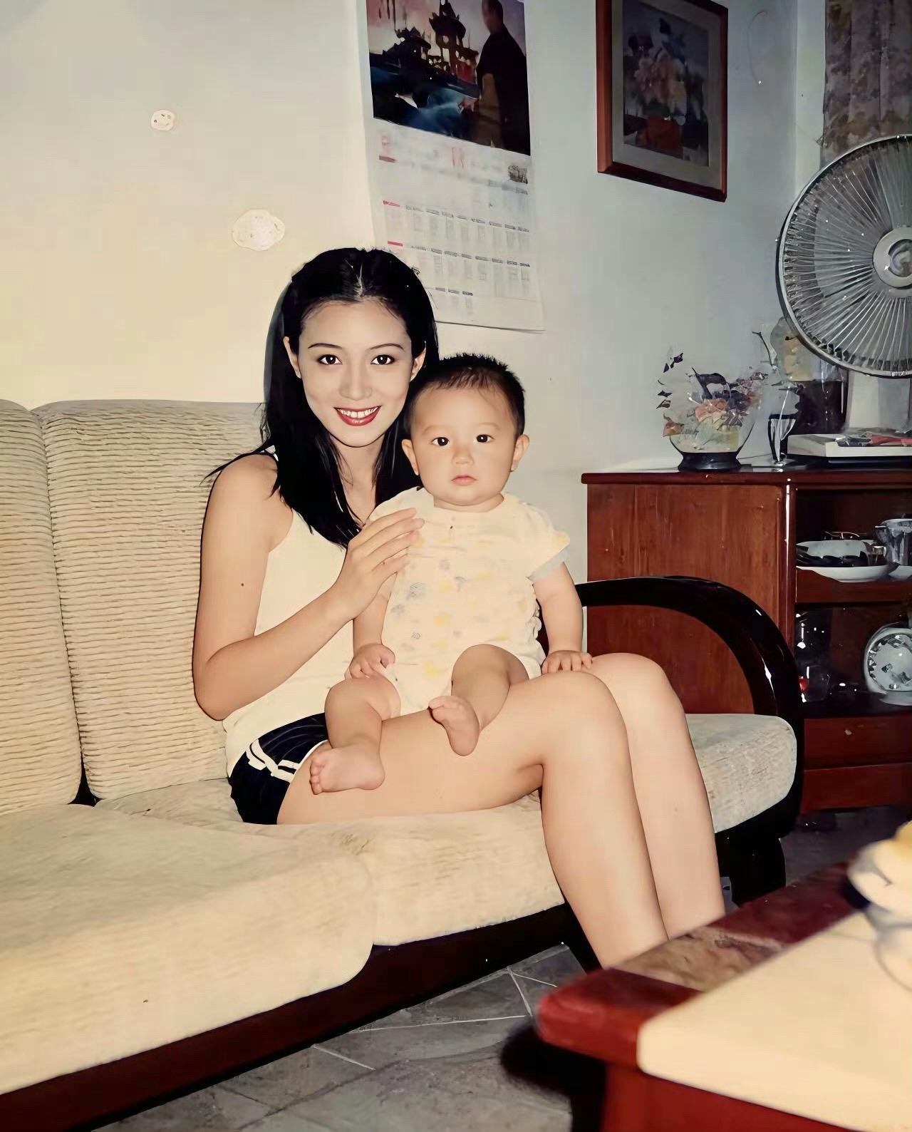 90年代，武钢家属院的年轻妈妈，这家庭环境在当时属于什么水平？