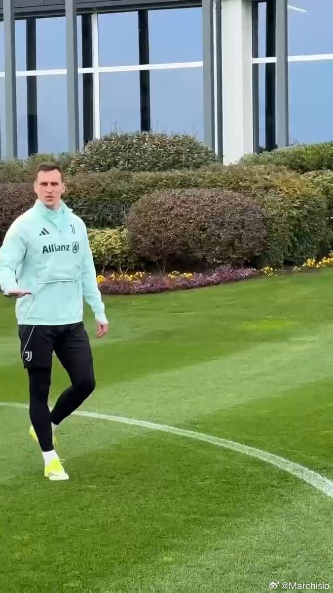 归来真的为赢！Goal.com：米利克最近正与球队其他成员一起进行常规的合练，并