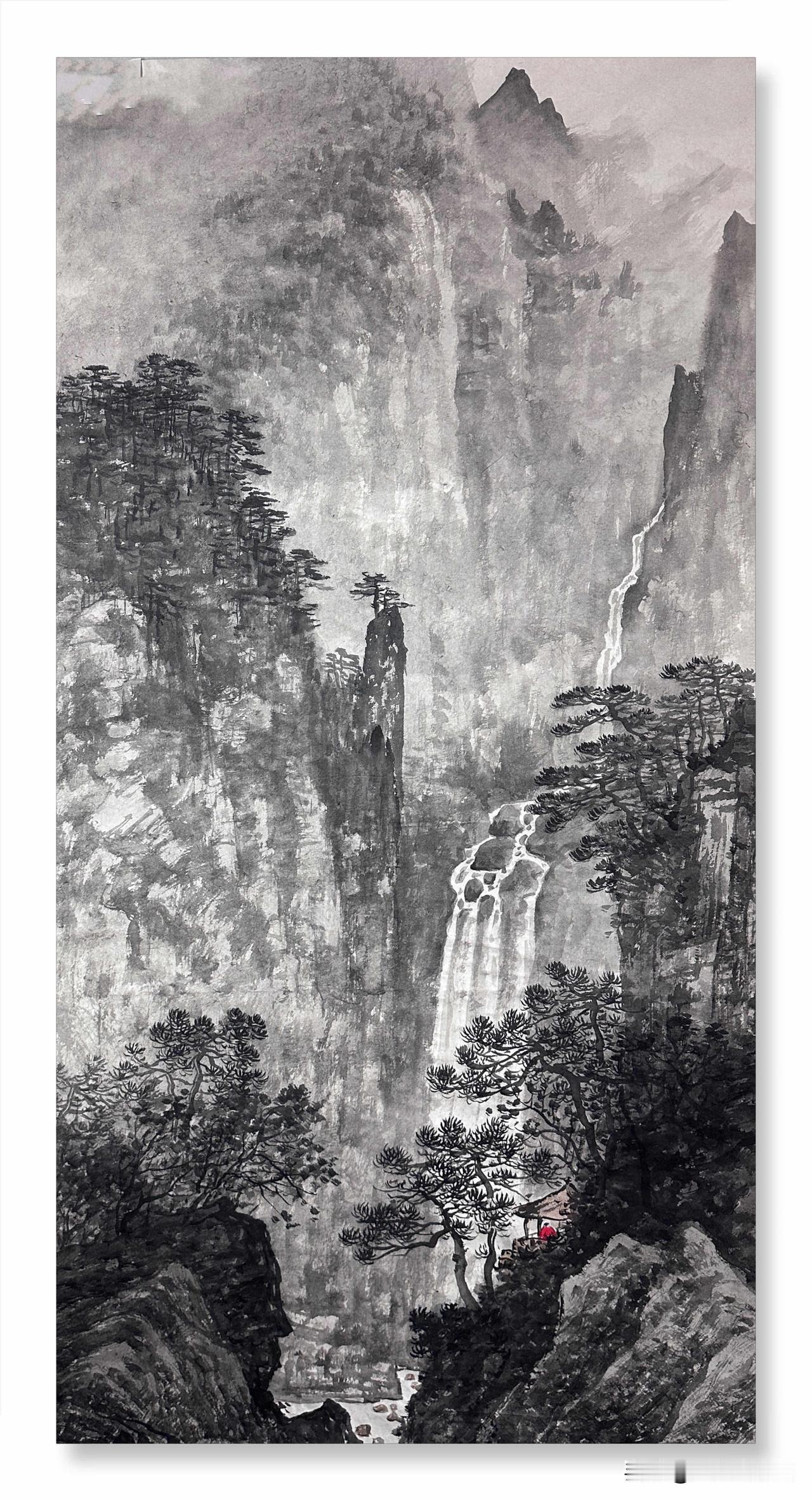 晒出你最好看的国画作品起伏的青山，若有若无的朦胧感