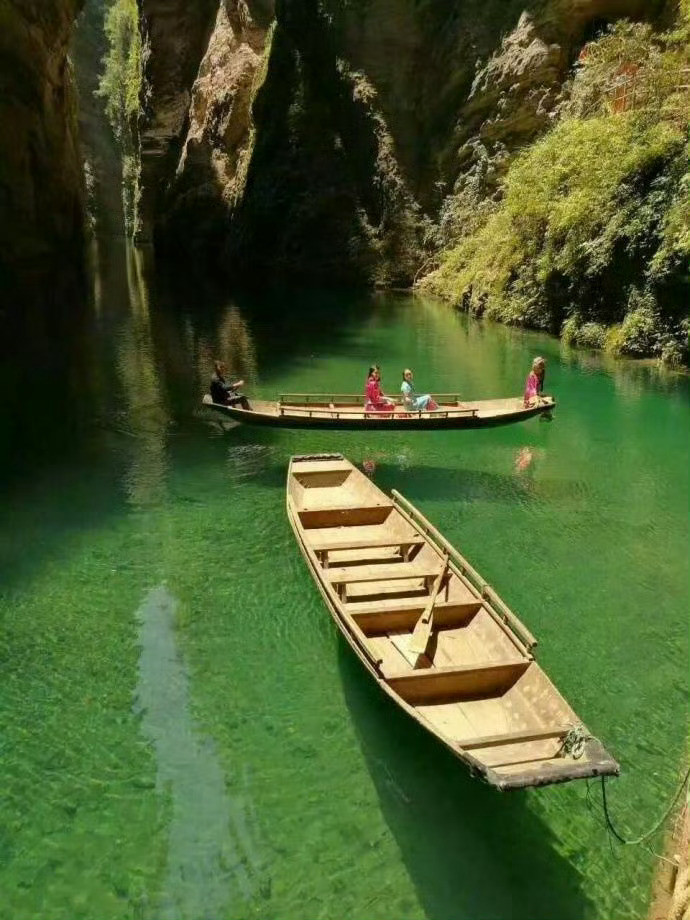 湖北恩施·鹤峰屏山峡谷，因为它的偏僻，才让这个隐藏在秘境的水上天堂依然保留着最原