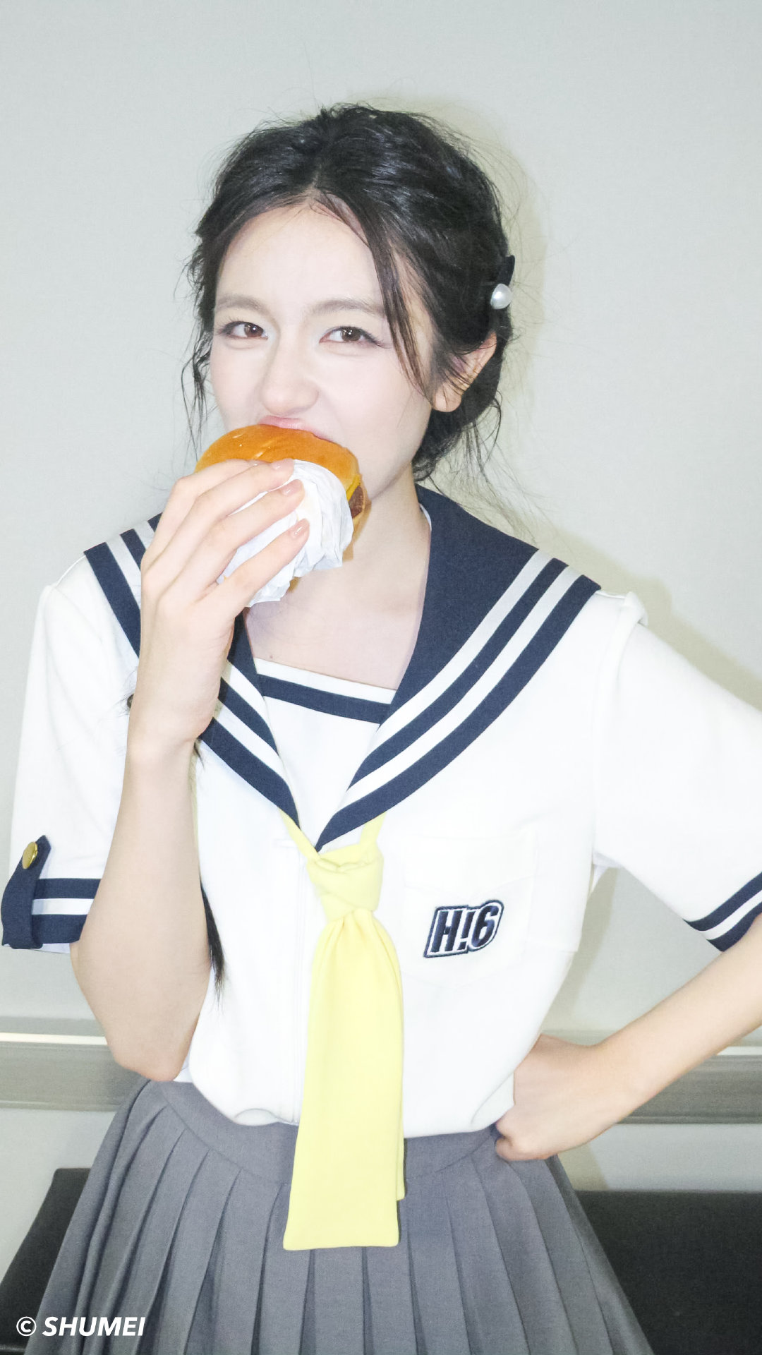 #李兰迪#🍔#李兰迪温流向海廿七如期#笑一个自修|李兰迪​