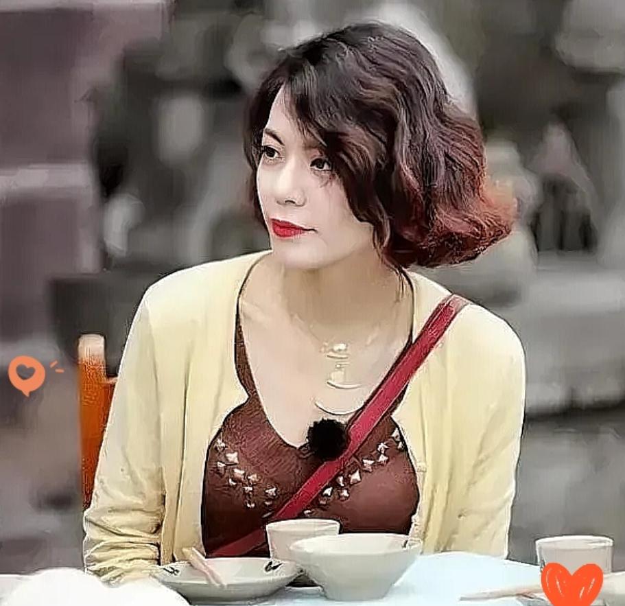 今天王姐总算熬出头了。这天清晨，她熬了整整十年的女儿走了，年仅29岁。