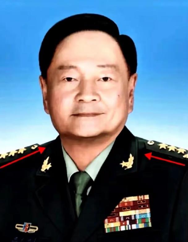 这反腐的刀一旦挥向军营，那真叫一个痛快淋漓。军营反腐动真格，看着就爽，这哪里