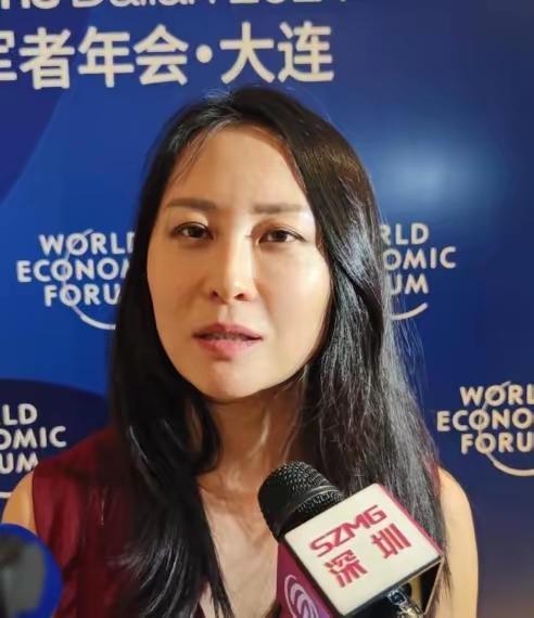 像金刻羽这样的国内不知道有多少？父母在国内是既得利益者，然后让其子女