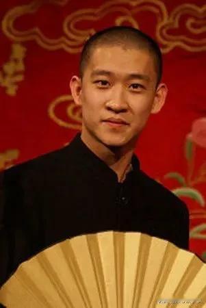 记有问曹云金，因为这部剧里有自己的审核机制，请问你是如何做到，互动中没有任何敏感
