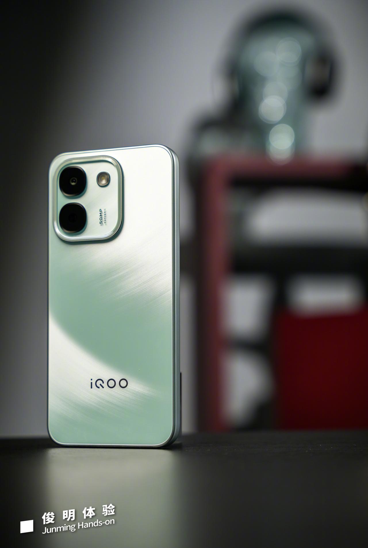 俊明体验｜iQOOZ11S：10000mAh大电池，告别续航焦虑当电池容量
