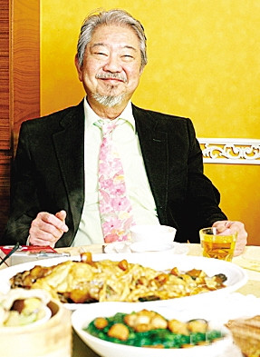 6月27日，蔡澜发布消息：我们敬爱的蔡澜先生于2025年6月25日(六月初一)，
