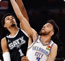 雷霆连续3次输给马刺，霍姆格伦、文班亚马数据分别是:12月26号，雷霆输15