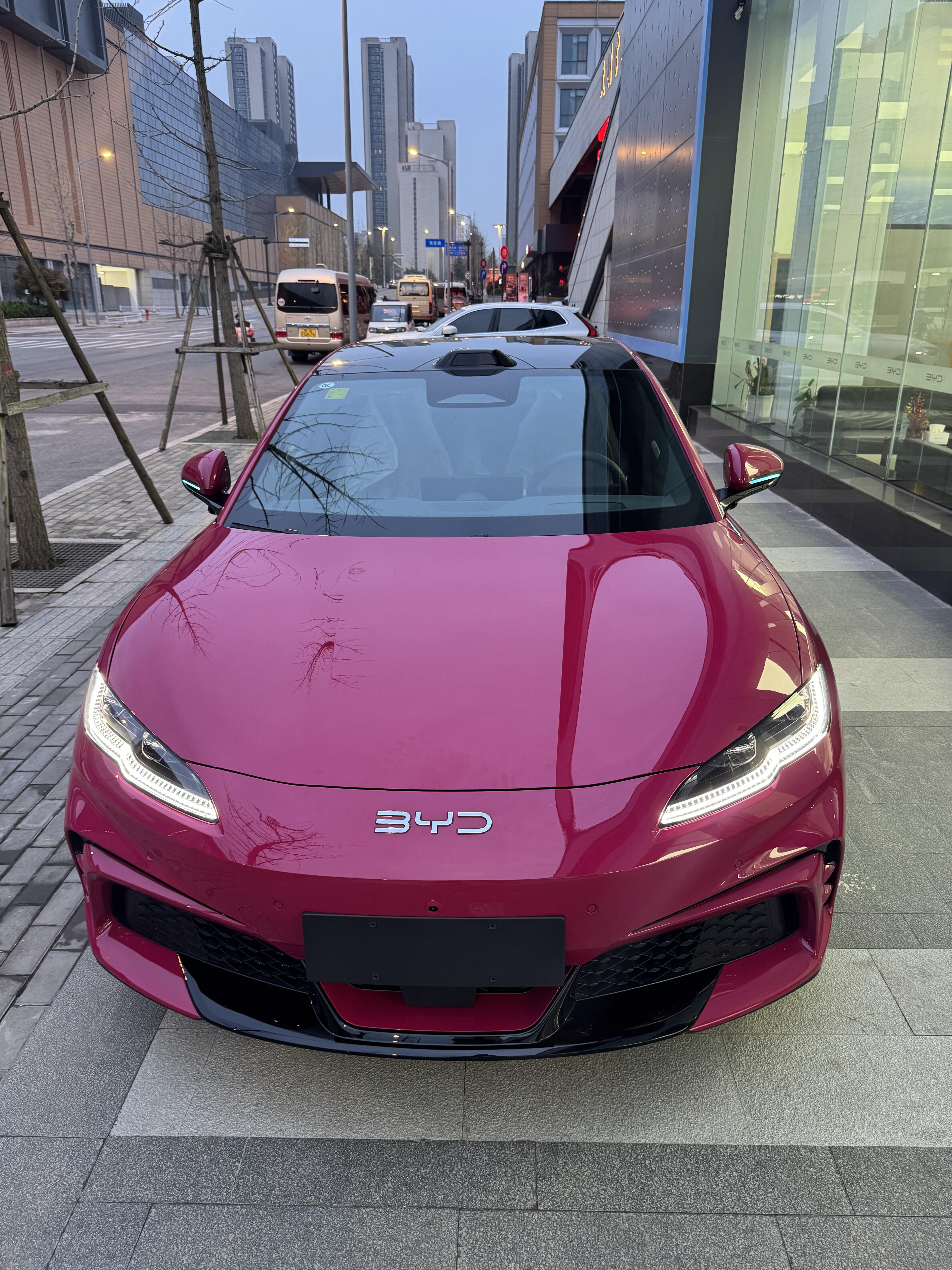 比亚迪海豹06GT闪充版：真·小钢炮，这次带激光雷达来了！