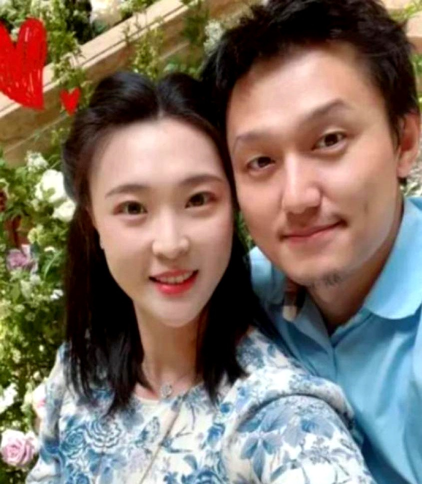女排队长惠若琪结婚了，新郎是北大高材生。郎才女貌，天作之合，大家都等着抱小冠军呢