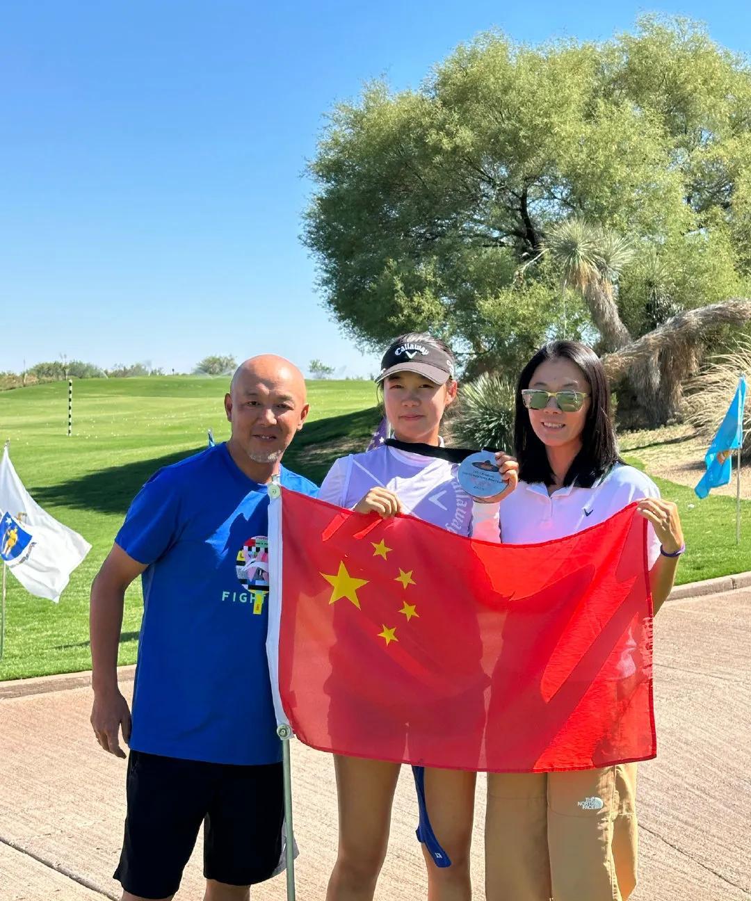 笑死我了，王楚钦忙于打乒超联赛，主管教练肖战指导却“偷偷旷工”，跑去给女儿当不专