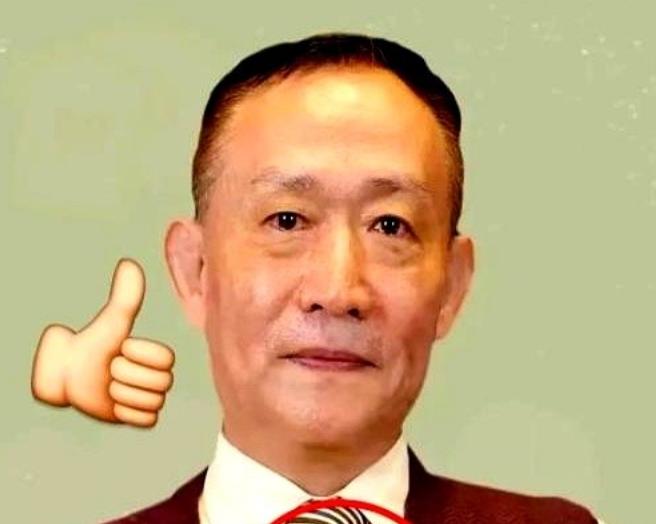 想想一个场景，国内7000多家铝合金电缆厂，一夜之间发现自己全成了“落后产