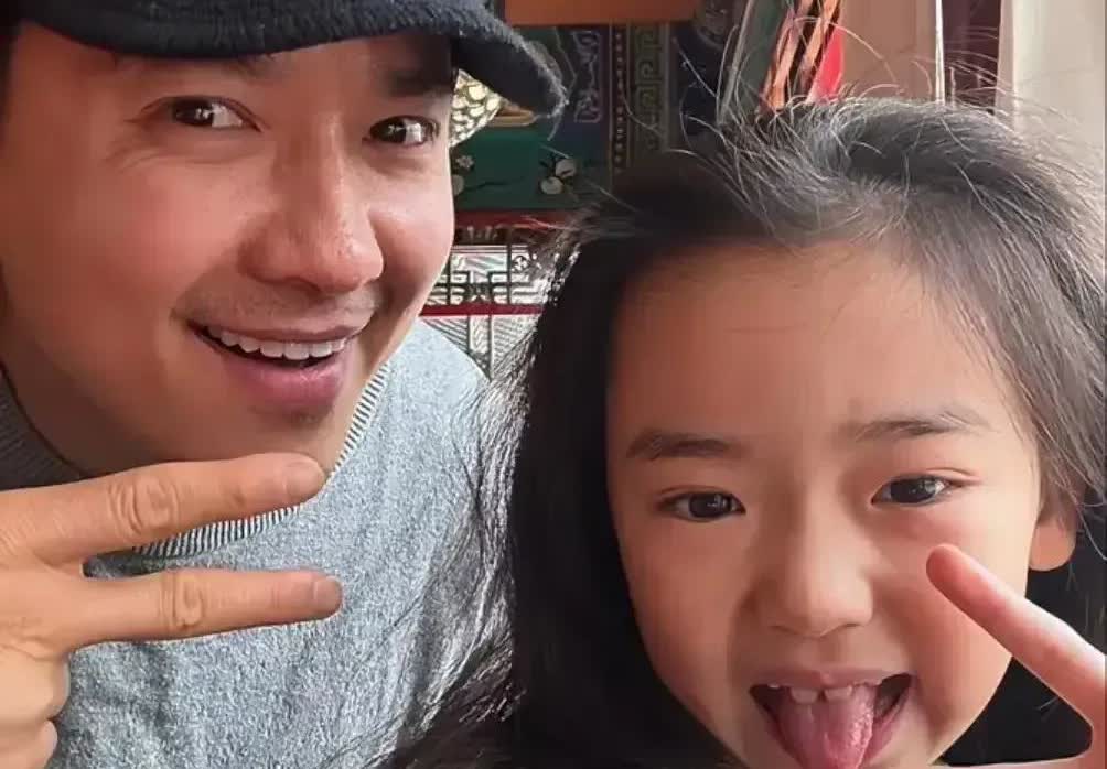 高云翔这几天焦虑的睡不着了，不是因为要跟张维伊一起参加女儿生日会，也不是因为