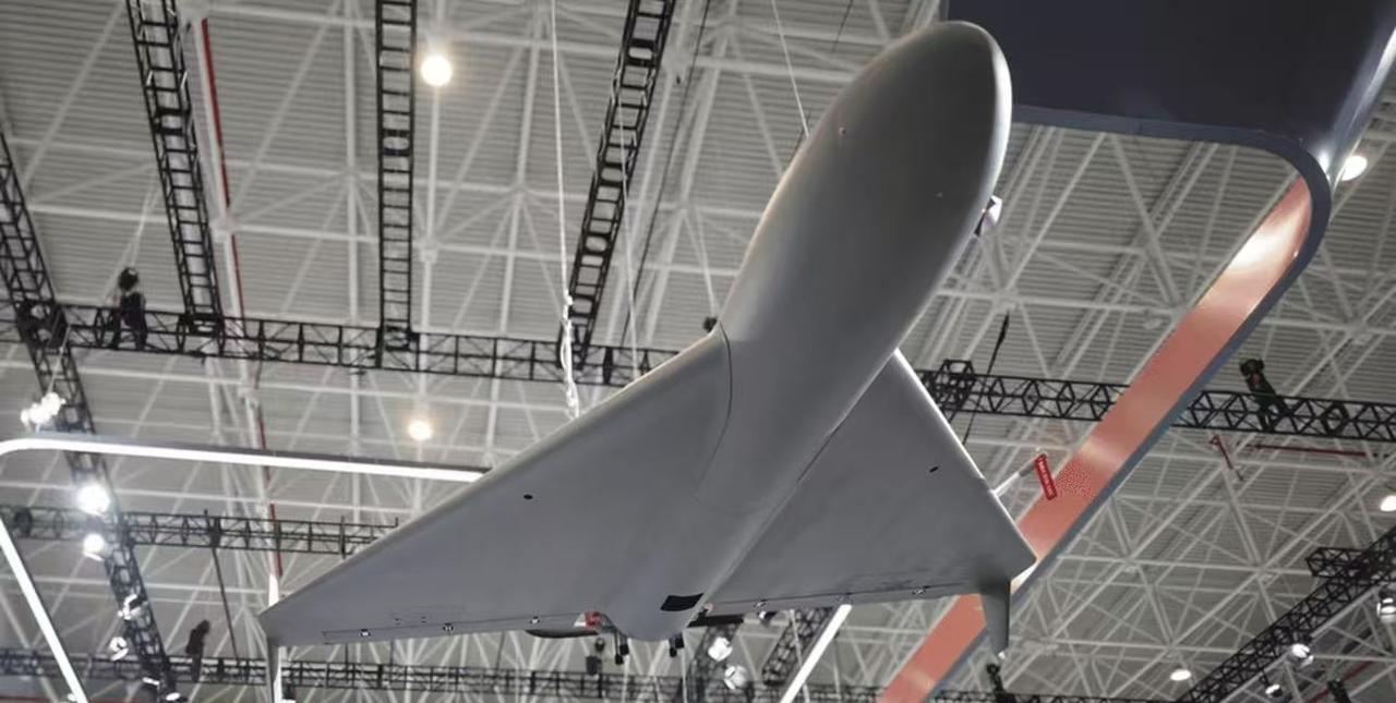 打仗比拼就是工业实力，我国是第一工业国，实际上就是第一军事国！美国1架远程