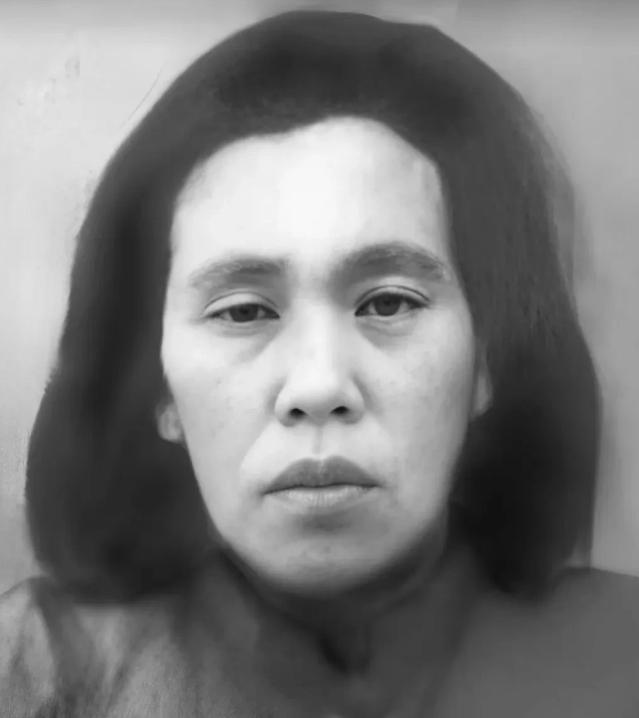 她叫中岛京子，为了满足好奇心，在没有使用麻药的情况下，活生生地锯掉一个八路战士的