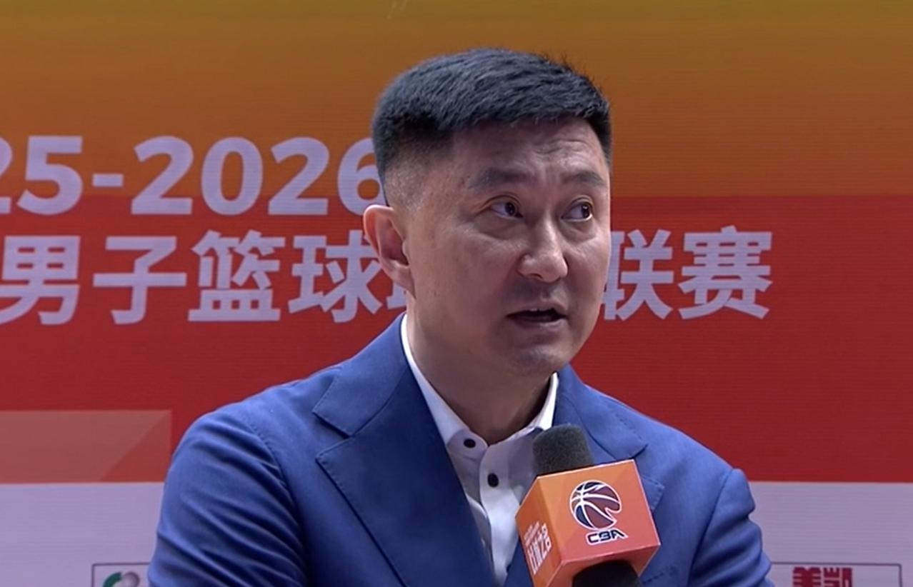 赢北京队3分，杜锋感慨万千，大赞广东队1人！CBA四分之一决赛，广东队与北京队
