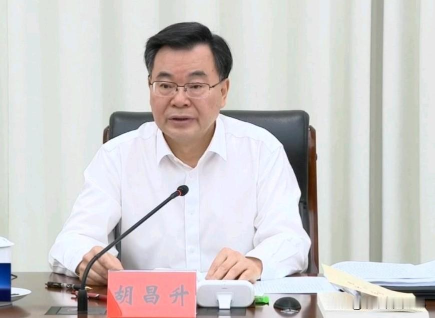 重要人事调整！一把手换人！9月22日，有关部门宣布，胡昌升同志任西藏自治区党委委