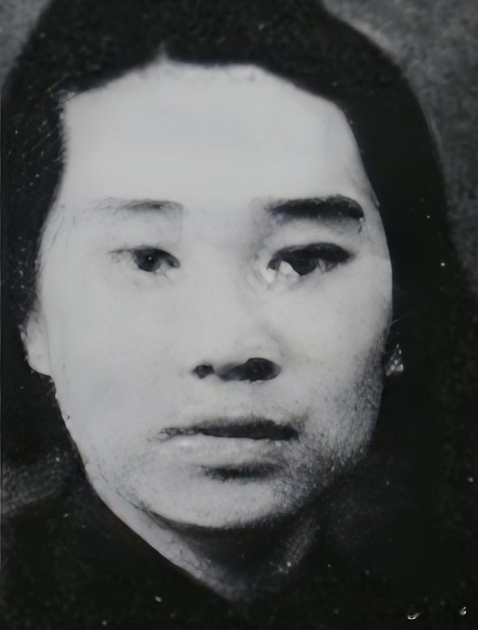 1941年盛夏，在昆承湖畔，是她悲壮的终章。她受尽非人酷刑，身躯早已被折磨得剧痛
