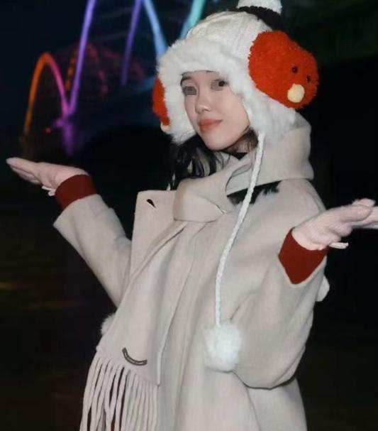 “见过白嫖的，没见过白嫖得这么理直气壮的！”12月19日，哈尔滨松花江大桥上，摄