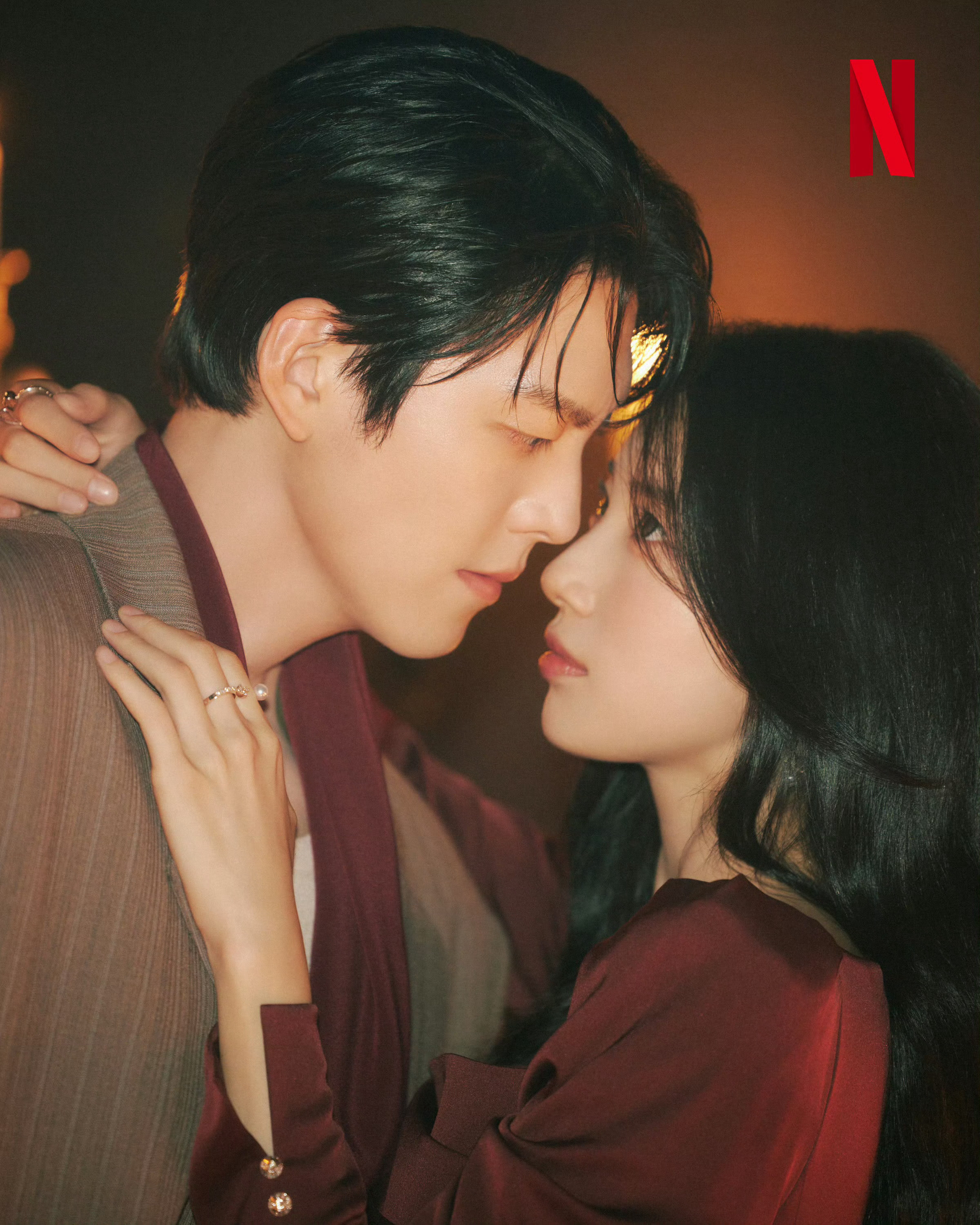 秀智与金宇彬新剧《许愿吧精灵》将于10月3日上线，这是两人继《任意依恋》后的再次