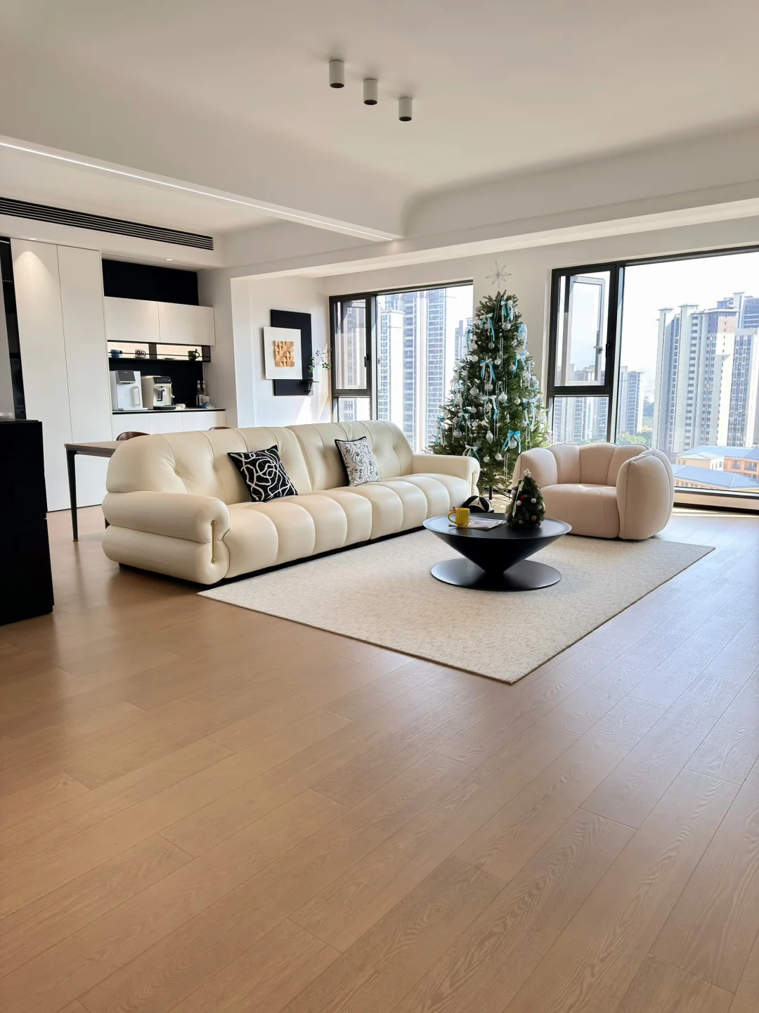 15w，140平，装了个人见人夸的家！