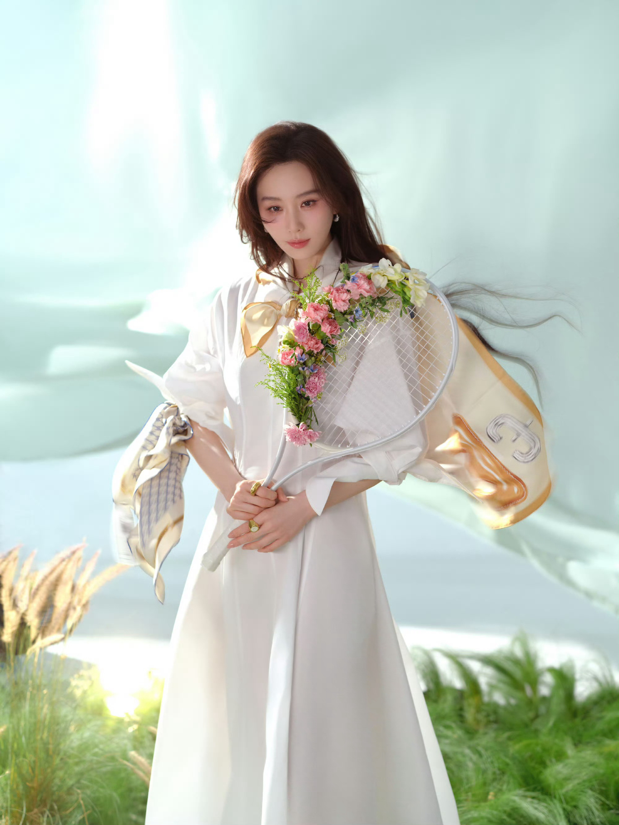 刘诗诗生日新片轻柔，优雅、清新