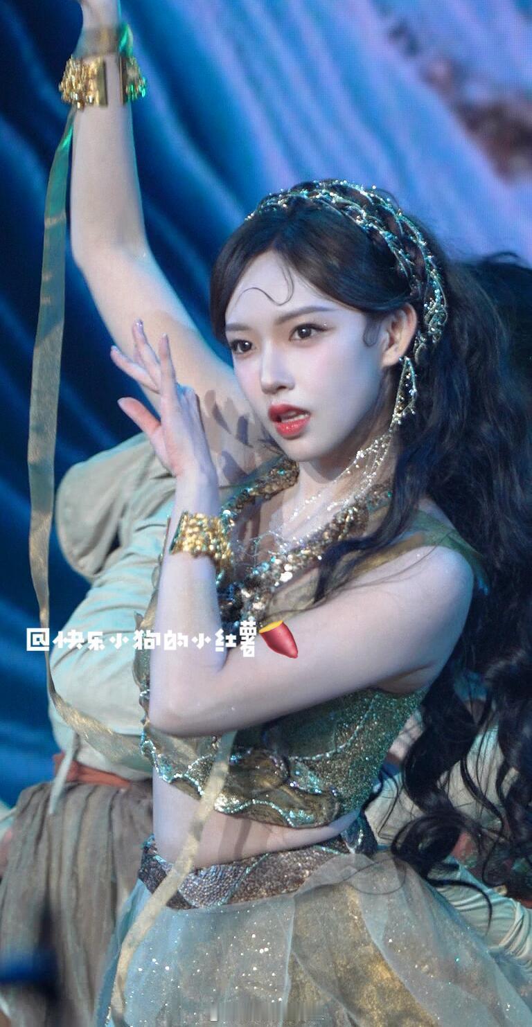 从敦煌神女到龙女金蛇，程潇一直在用自己的方式来宣传中国文化🐉程潇美好奇妙夜​