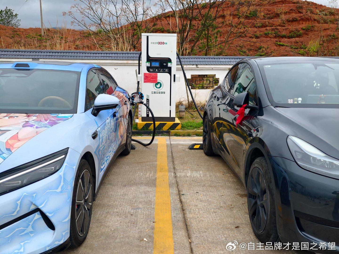 江西永兴服务区春运期充电体验已经优于加油不是开玩笑这边充电设备众多国网理想