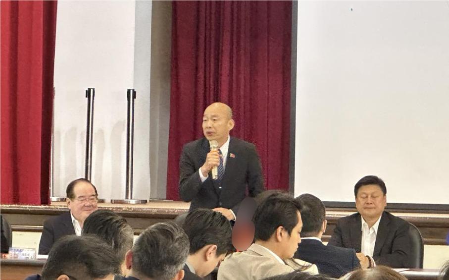 韩国瑜以“湿纸贴脸”警告国民党团如果判断错误必将四面楚歌！2026年2月