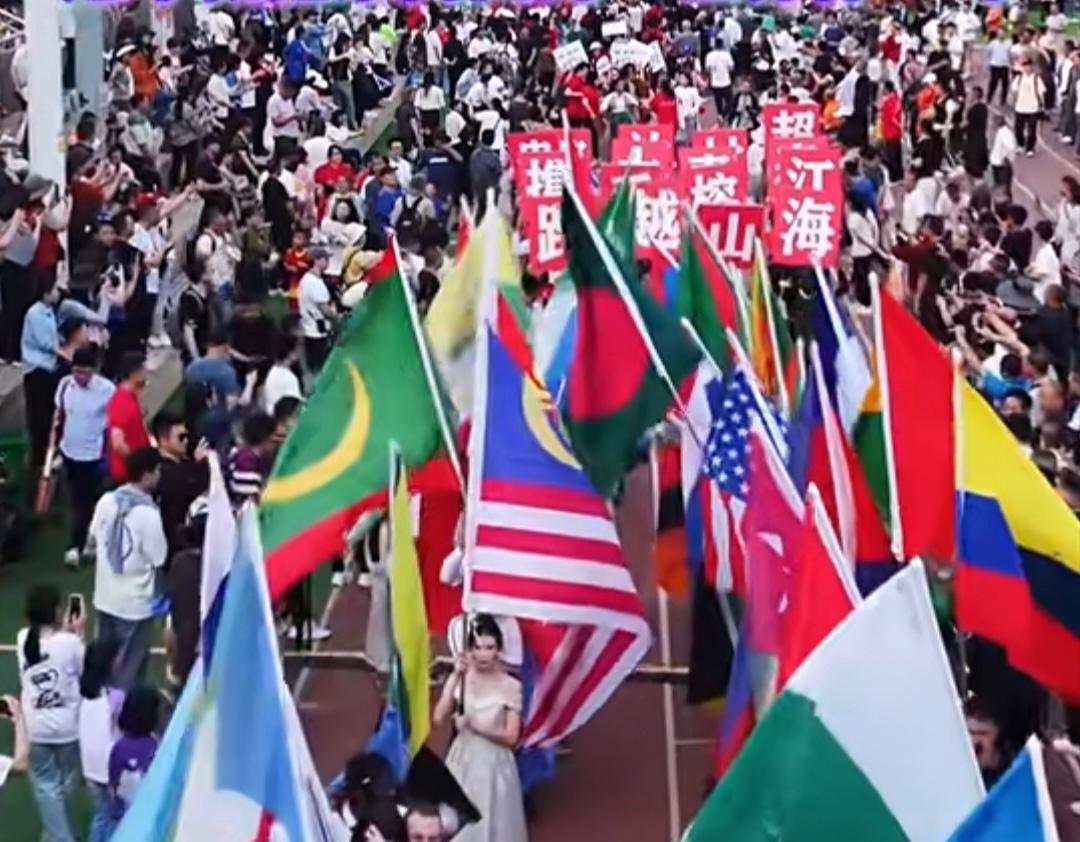 贵州村超享誉世界，国庆贵州村超“地球村”友谊赛燃动假期！阿根廷、美国、越南、西班